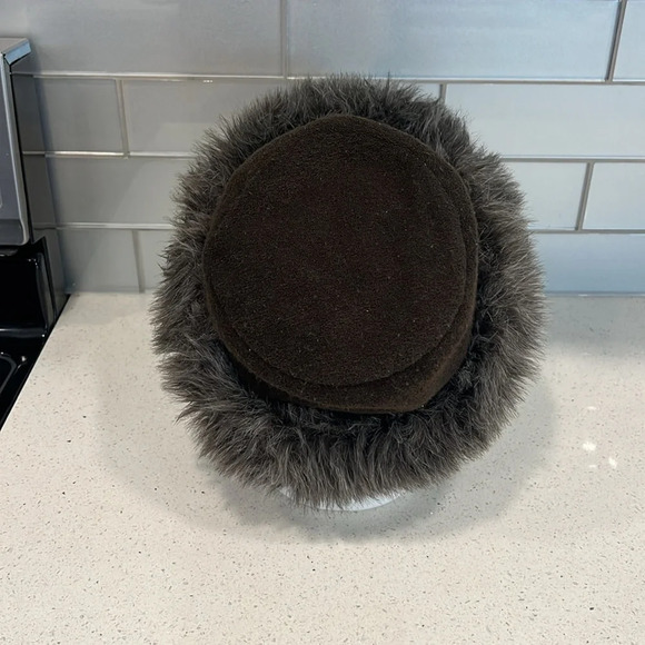 Atmosphere winter faux fur hat - Picture 3 of 6